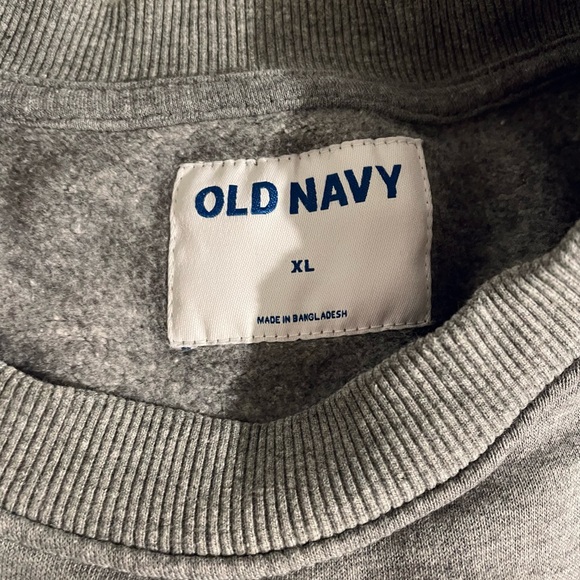 Men’s Old Navy gray sweater Size XL - Picture 2 of 4